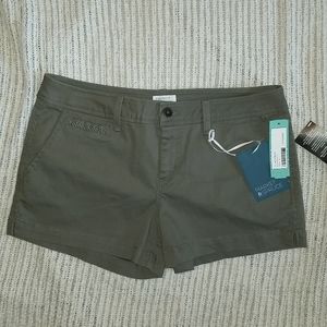 Market & Spruce Elicia shorts